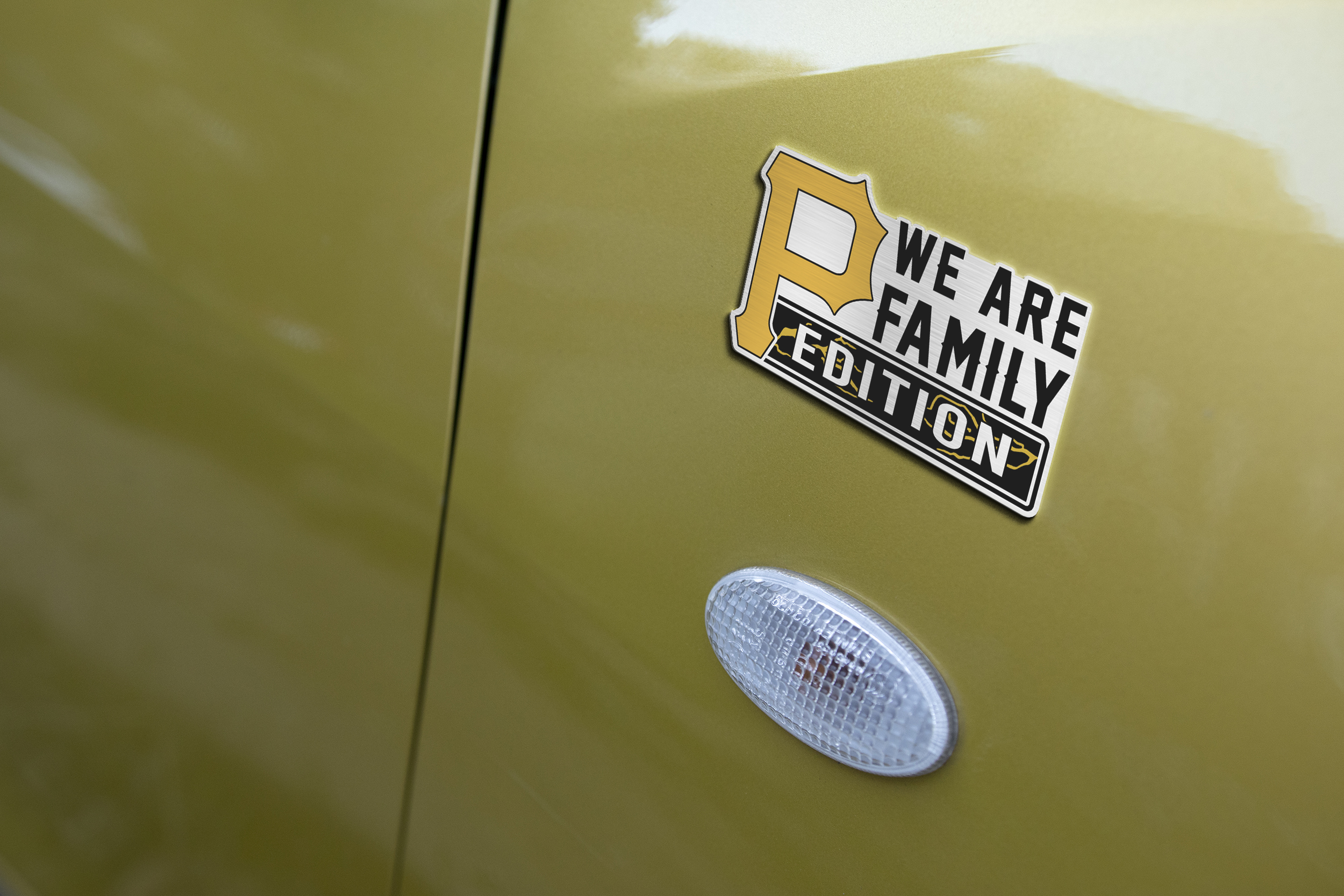 Pittsburgh Pirates Car Name Emblem Badge mockup 4