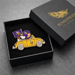 Minnesota Vikings Snoopy Ride Button Pin
