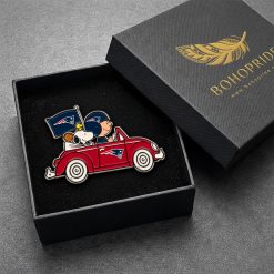 New England Patriots Snoopy Ride Button Pin